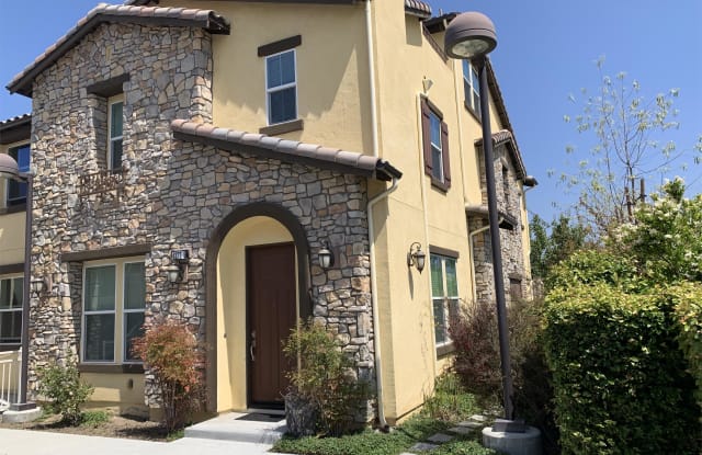 4377 Green Pasture Lane #5 - 1 - 4377 Green Pasture Lane, Simi Valley, CA 93063