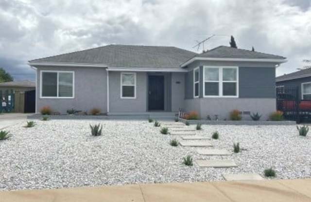 2066 Thoreau Street - 2066 Thoreau Street, Westmont, CA 90047