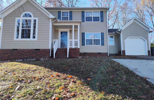 Move-In Ready Home located in the Ashley Farms Community! - 10000 Dunfries Road, Charlotte, NC 28105