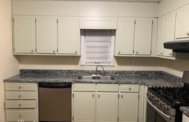 5370 Ridge Forest Drive - 5370 Ridge Forest Drive, Stone Mountain, GA 30083