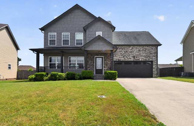 Pet Friendly Three Bedroom with Bonus! Gallery 1