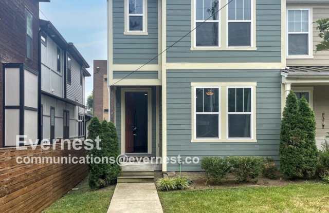 533A Moore Avenue photos photos