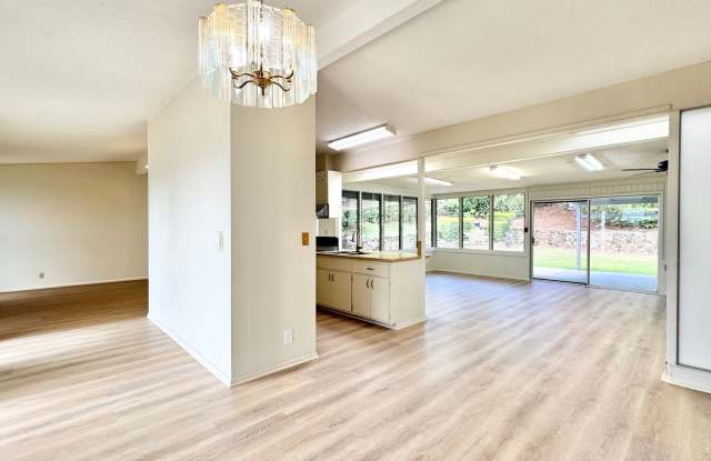 SPACIOUS 4 BEDROOM HOME IN DESIRABLE AIEA HEIGHTS photos photos