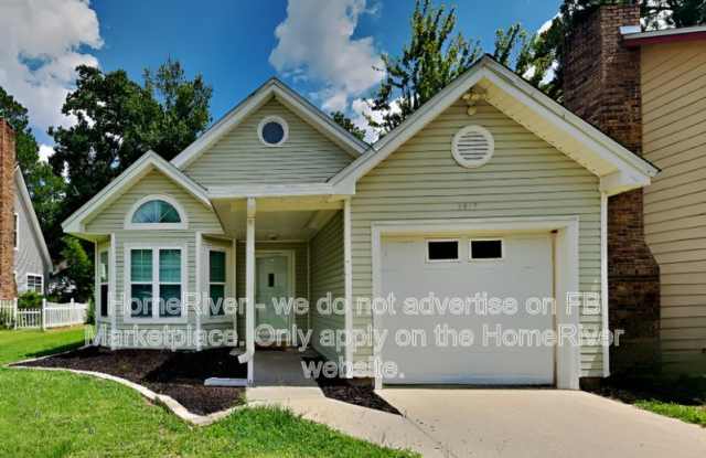 2817 Old Carriage Ln photos photos