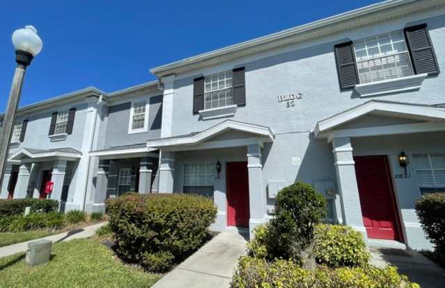 Orlando - 2 Bedroom, 3 Bathroom - $1,795.00 Gallery 4