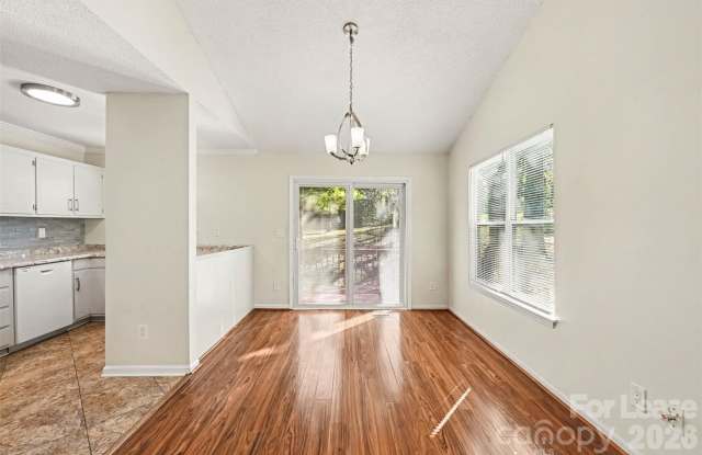 3227 Archdale Drive Gallery 4