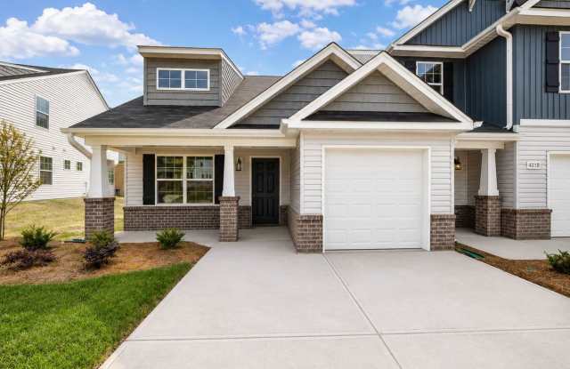3-Bedroom Townhome with Patio in Greensboro photos photos