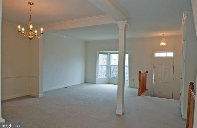 14243 GLADE SPRING Drive Gallery 3