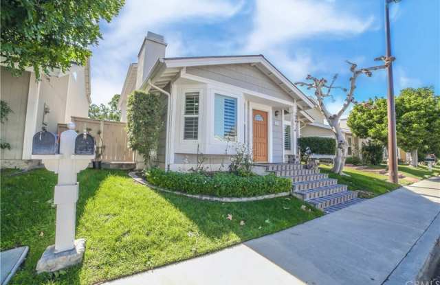 5 Melodylane - 5 Melodylane, Irvine, CA 92614