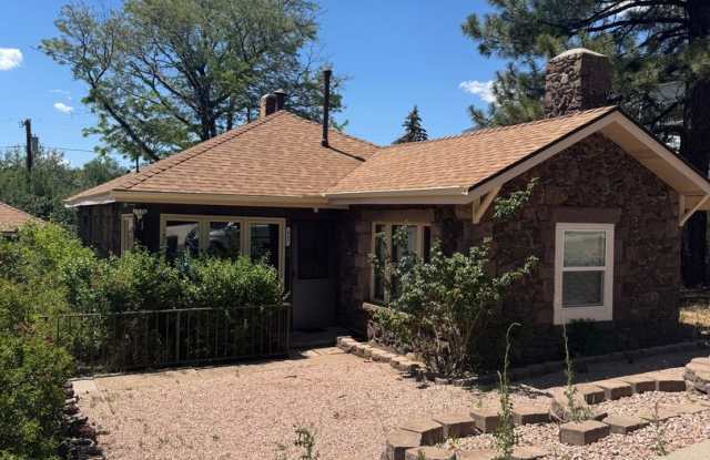 2 bed 1 bath home in downtown Flagstaff photos photos