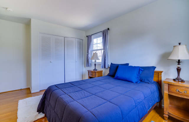 9215 Cherrytree Dr - Secondary Gallery 3