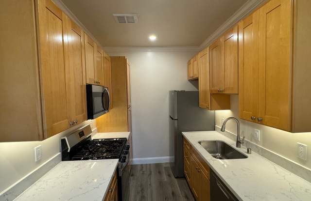 The Palms On Seminary photos photos