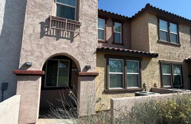 Unique opportunity! Rent a NEWER home in Tempe!! photos photos Unique opportunity! Rent a NEWER home in Tempe!! photos photos