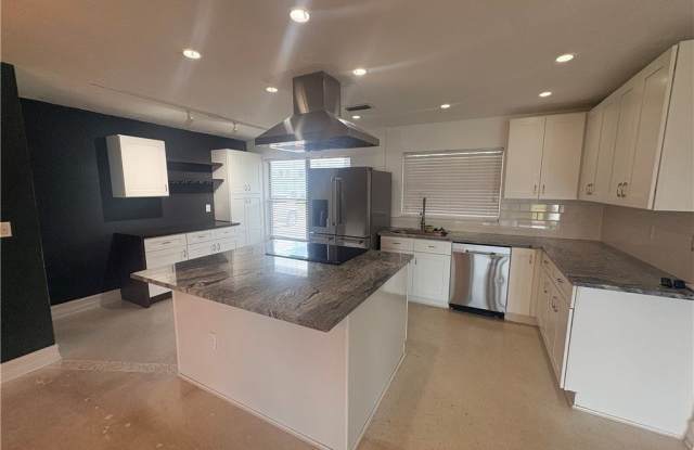5108 Manor Court Gallery 2
