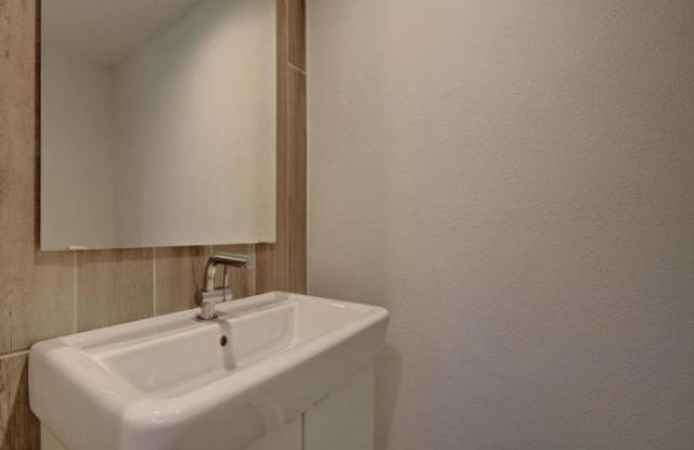 Dawn Ridge Townhomes Gallery 3
