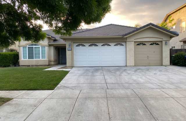 Nice 4 Bedroom 2 Bath Home For Rent photos photos Nice 4 Bedroom 2 Bath Home For Rent photos photos