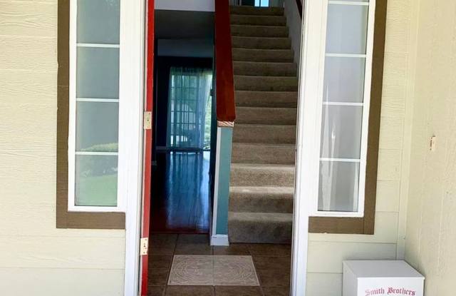 House in quiet Silverdale neighborhood photos photos