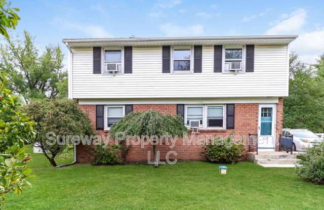 18 Crest Ave, Unit B- Upstairs photos photos