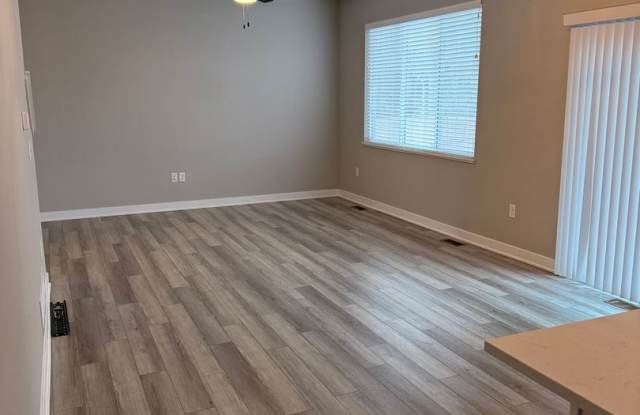 4 Bed / 2.5 Bath Home in Grimes Gallery 4