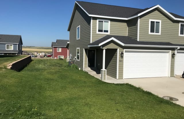 5815 Vanessa Ave - 5815 Vanessa Avenue, Williams County, ND 58801