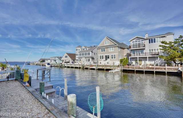 256 Ocean Bay Boulevard Gallery 3