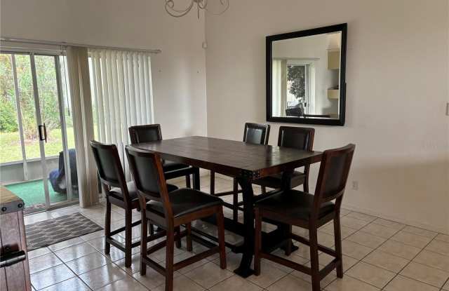 1807 CROSSWELL COURT Gallery 3