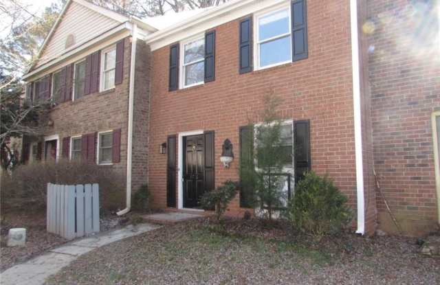 1716 Twin Brooks Drive Gallery 2