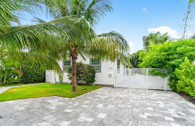 353 E Lakewood Road - 353 East Lakewood Road, West Palm Beach, FL 33405