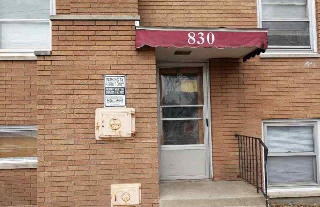 830 Orange Ave E - 830 Orange Avenue East, St. Paul, MN 55106