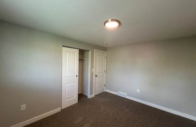 8630 Goodhue Street Northeast Gallery 2