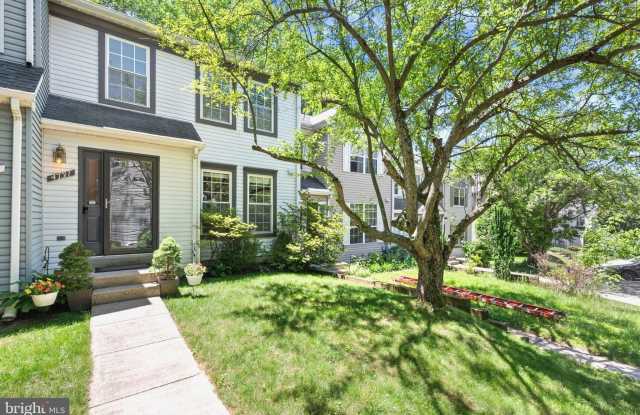 4731 LEYDEN Way Gallery 1
