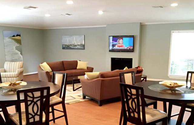 432 Timbercreek Dr Gallery 2
