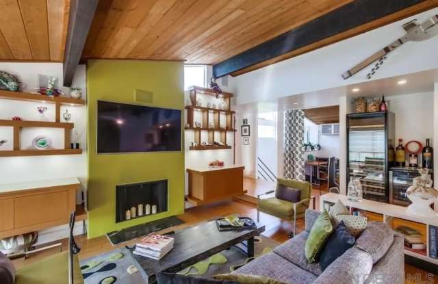 509 South Sierra Avenue - 1 photos photos