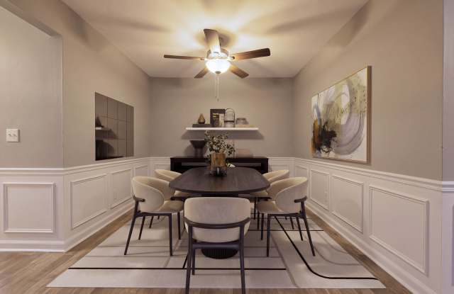 700 Riverchase Gallery 4
