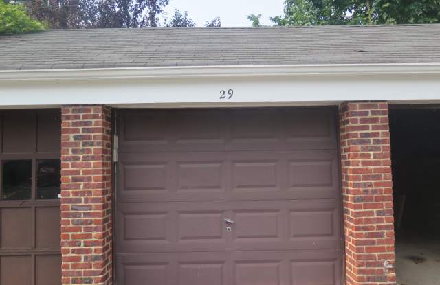 99 Manor Drive Gallery 3