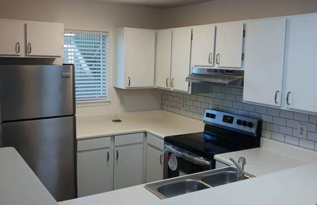 1602 Eagles Place photos photos