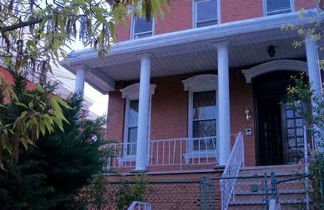 53 DANFORTH AVE - 53 Danforth Ave, Jersey City, NJ 07305