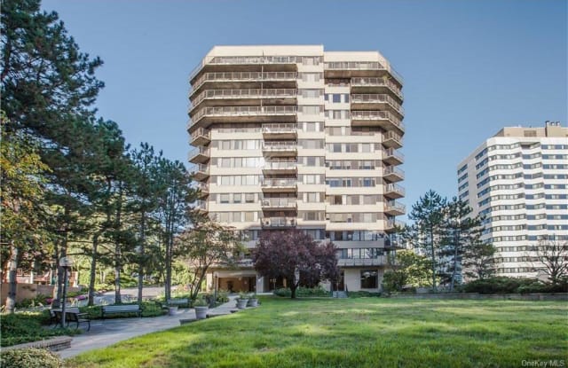 25 Rockledge Road - 25 Rockledge Ave, White Plains, NY 10601