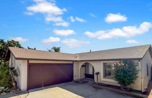 Beautiful 4B/2BA Home in Poway Available for Rent! photos photos