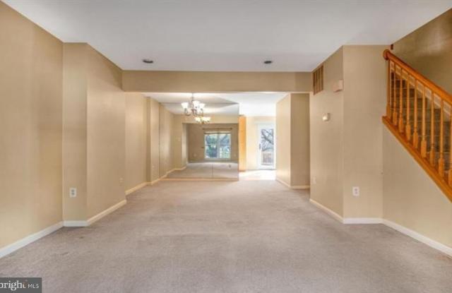 5127 KING CHARLES Way Gallery 4