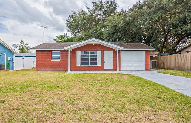 Charming 2BR House in Port Richey photos photos