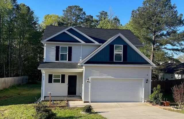 Spacious 4-Bedroom Home in Nottingham – 549 Tucks Ct., Sanford, NC - 549 Tucks Court, Sanford, NC 27330