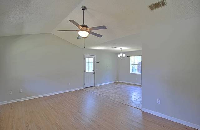 218 Sheila Drive Gallery 2