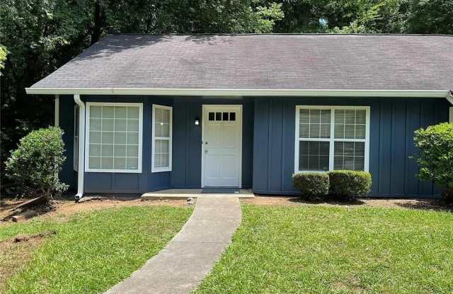 5140 Farm Place Drive NE photos photos