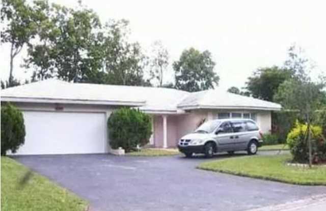 11201 Northwest 33rd Street photos photos