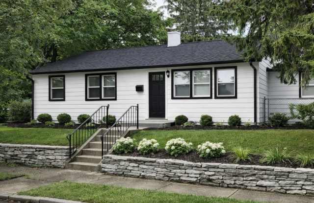 1919 Kendall St photos photos