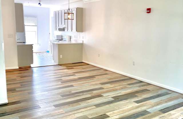 228 MAIN STREET Gallery 2