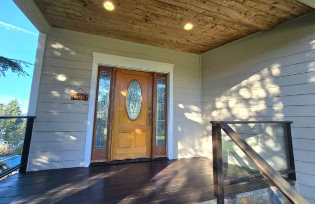 3 Bedroom 3 Bathroom Home in Lake Stevens, WA - 11017 18th Street Northeast, Lake Stevens, WA 98258 3 Bedroom 3 Bathroom Home in Lake Stevens, WA - 11017 18th Street Northeast, Lake Stevens, WA 98258