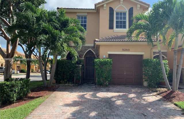 9260 SW 220 St photos photos