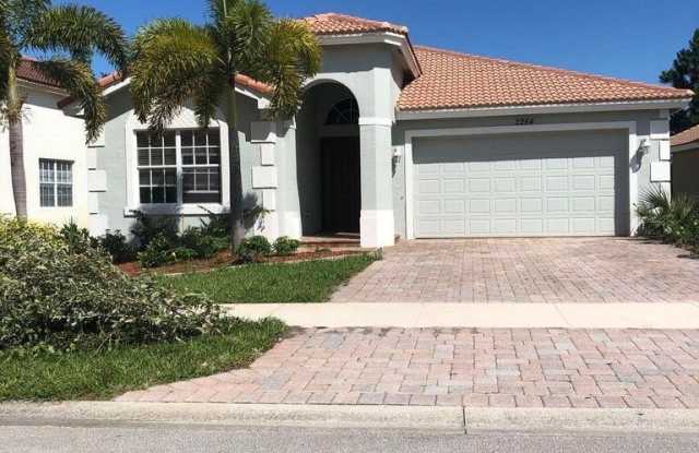 2264 Newport Isles Boulevard photos photos